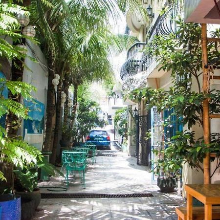 Bunks Hostel (Adults Only) Cebu Exterior photo